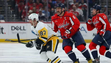 Thompson makes 24 saves, Capitals shut out Penguins to gain in Metropolitan