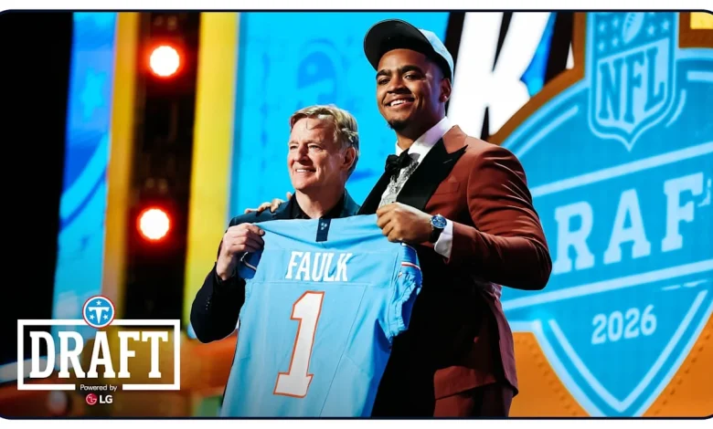 Titans Select Auburn Edge Keldric Faulk After Trading Back into the First Round