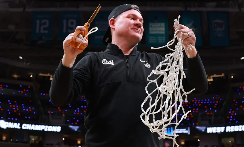 Tommy Lloyd staying at Arizona after North Carolina interest