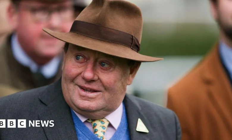 Top trainer Nicky Henderson invites Green leader over racing ban call