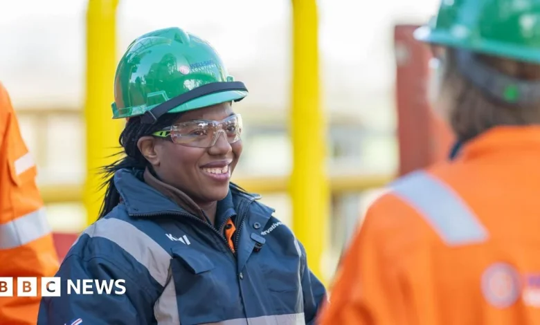 Tories pledges to fully scrap carbon taxes on business