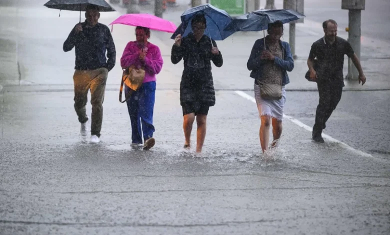 Tornado warning issued for parts of southern Ontario as storm tracks through area