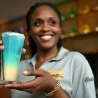 True blue? Curacao liqueur reveals its true color