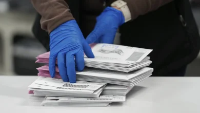 Trump signs a new executive order on voting. Experts say he lacks the authority