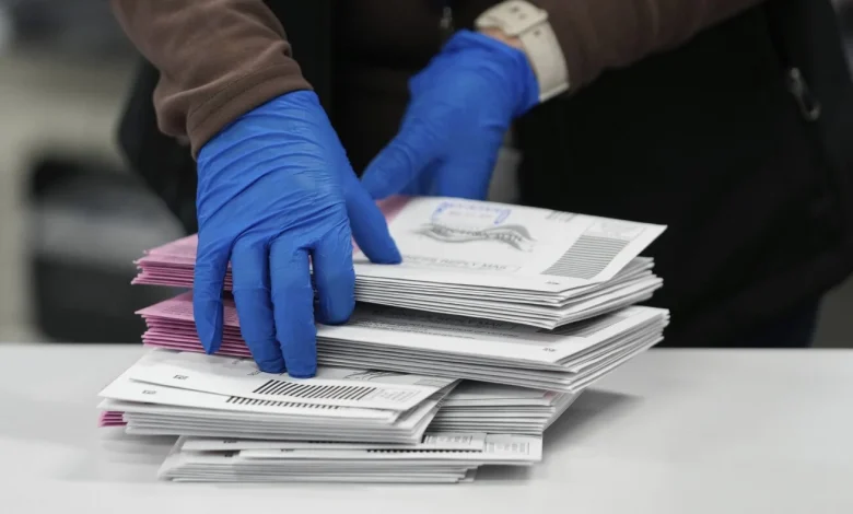 Trump signs a new executive order on voting. Experts say he lacks the authority