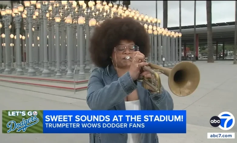 Trumpeter Tatiana Tate's surprise 'Narco' performance amps up fans during Edwin Diaz's Dodgers debut