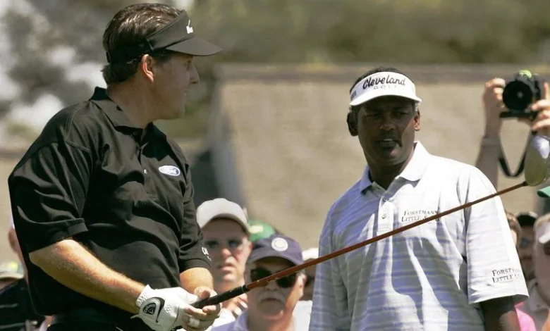 Two Masters champions had furious controntation in locker room after rules official called