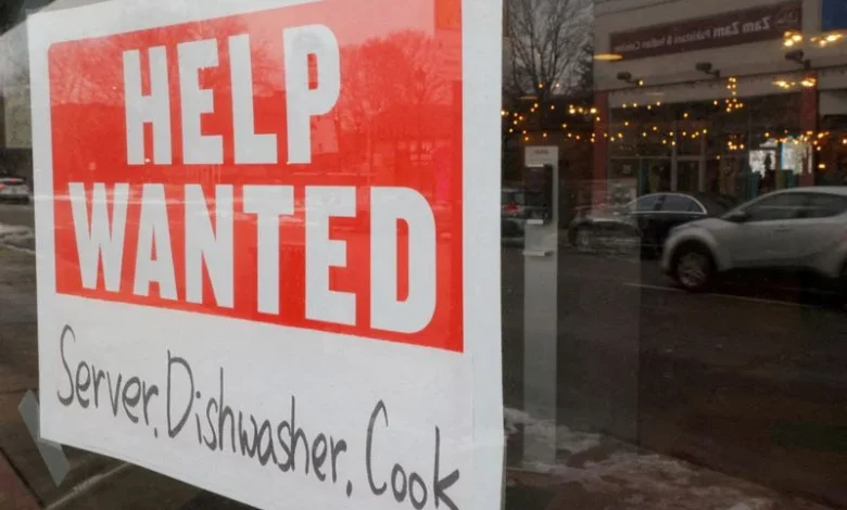 US weekly jobless claims increase marginally as labor market remains stable