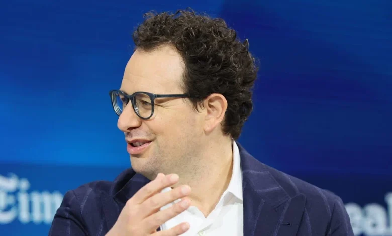 VCs Are Flooding Anthropic With Offers to Invest at up to $800 Billion