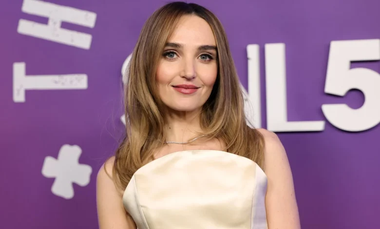 Vanity Fair Edits Chloe Fineman Clip About Pantsing 6-Year-Old Boy