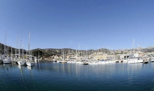 Viaggi in barca a vela, otto su dieci salpano da soli