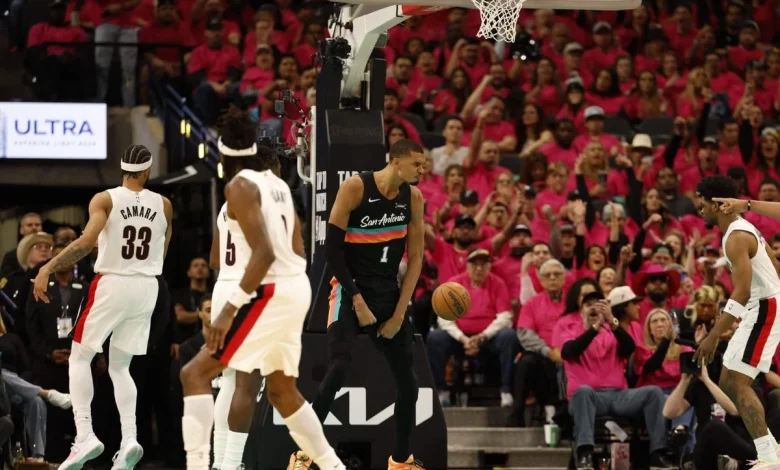 Victor Wembanyama’s playoff debut lives up to the Spurs’ legendary standards