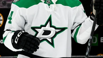 Video appears to show Dallas Stars fans making Nazi salute, prompting investigation at American Airlines Center