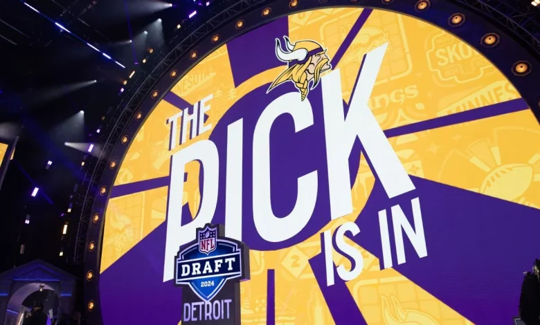 Vikings confident in interim GM Brzezinski leading draft