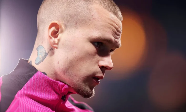 Watching Chelsea’s Mykhailo Mudryk train alone at Uxbridge FC