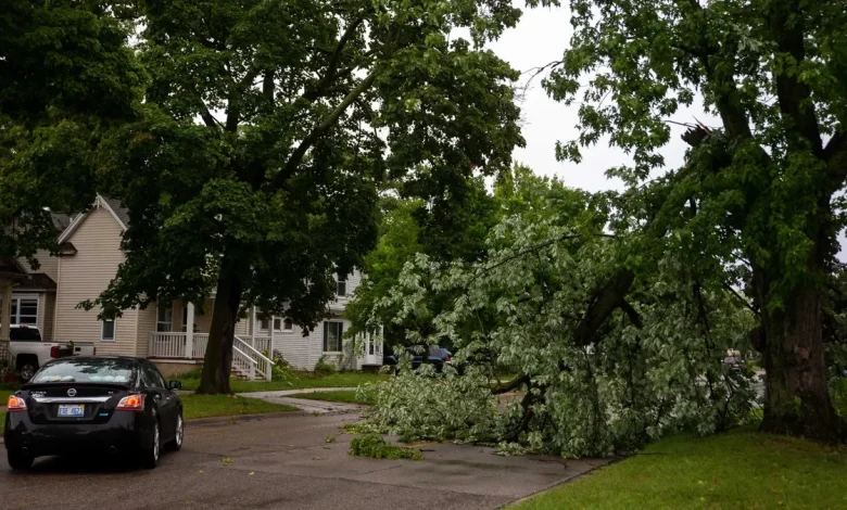 Wayne County weather forecast Tuesday calls for a t-storm; breezy in the a.m.