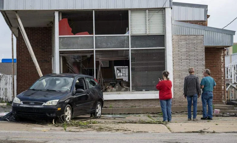 'We are missing data': NWS weather balloon changes scrutinized as tornados hit Midwest