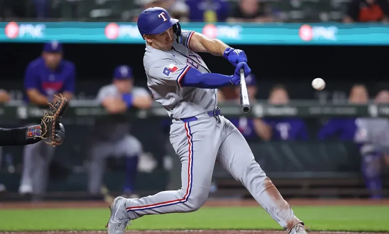 What happened to Wyatt Langford? Live injury updates for Rangers vs. Dodgers on Friday 4/10/26