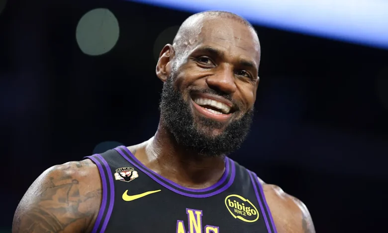 Where to watch Utah Jazz vs. Los Angeles Lakers: Live stream, start time, TV channel, odds for Sunday, April 12