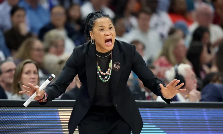Why Dawn Staley wears beaded necklaces during games: 'I know what she's going through'
