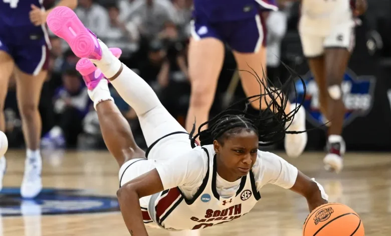 Why did Ta'Niya Latson transfer to South Carolina women's basketball from Florida State?