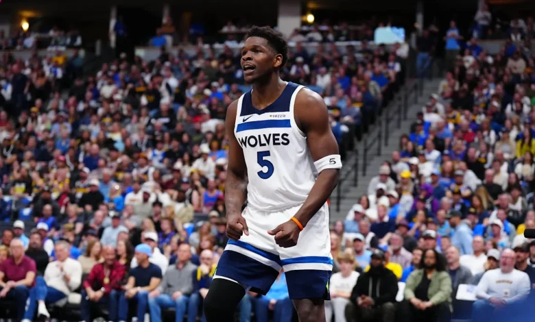 Wolves Storm Back From 19-Point Deficit to Shock Nuggets in Game 2