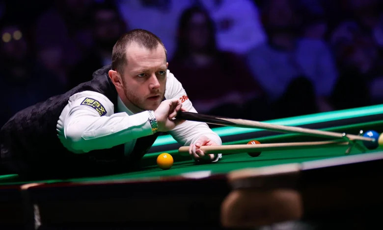 World Championship LIVE - Allen fights back against Zhang, Ding begins title quest