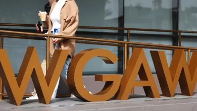 Writers Guild of America strikes tentative deal with studios