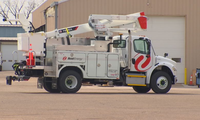 Xcel preps crews ahead of strong storms in MN