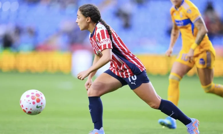 ¡Gol de Chivas Femenil! Jasmine Casarez abre el marcador ante Tigres