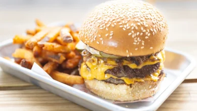‘Burger Bible’ author picks her top 5 Chicago burgers