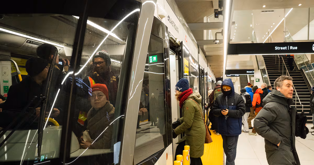 ‘It’s good for us’: TTC commuters react to Eglinton Crosstown LRT service extension