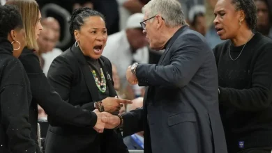 ‘No excuse’: Geno Auriemma apologizes to South Carolina after post-game confrontation with Dawn Staley
