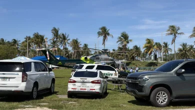 15 people hurt in possible boat blast at Haulover Sandbar