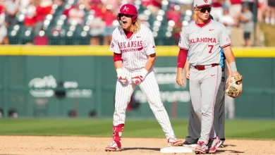 17 Arkansas Clinches Series against #24 Oklahoma with Seven-Run Outburst in Eighth Inning