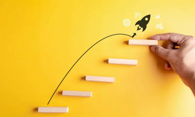 2 Canadian Growth Stocks Set to Skyrocket in the Next 12 Months
