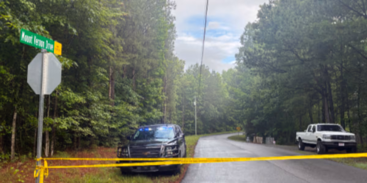 2 dead, 1 injured in helicopter crash in Dawson County, sheriff’s office says