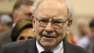 37.4% of Berkshire Hathaway's $330 Billion Portfolio Is Parked in 3 Artificial Intelligence (AI) Stocks
