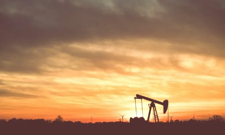 $7 Billion in Oil Bets Under Investigation