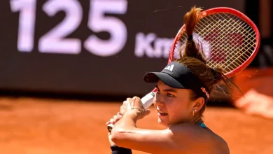 A rising American tennis star meets her foil in a French Open duel of control