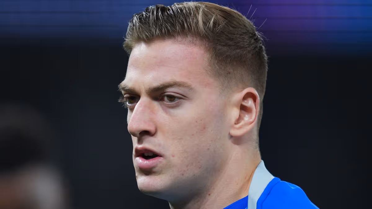 'Absolutely nailed on' - Liam Delap sent clear Everton transfer message as one move ruled out