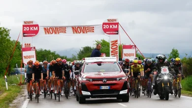 Adam Yates, Derek Gee-West among riders caught up in major crash as Giro d'Italia stage 2 is briefly neutralised