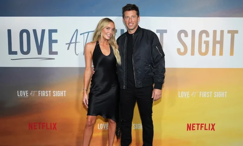 Alex Cooper expecting 1st child with husband Matt Kaplan