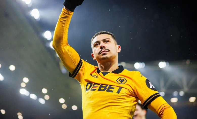 Andre commits long-term future to Wolves | Men's First-Team | News