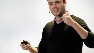 Andrej Karpathy, OpenAI founding member and inventor of ‘vibe coding,’ defects to Anthropic