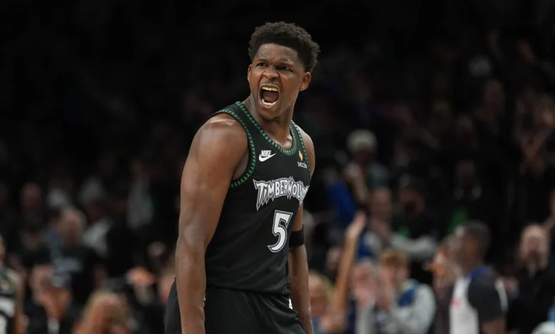 Anthony Edwards awes Timberwolves with his performance despite knee troubles