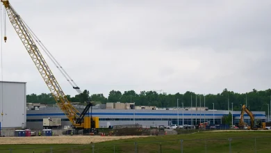Anthropic Gets in Bed With SpaceX as the AI Race Turns Weird