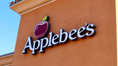 Applebee's wants managers spending more time in the dining room