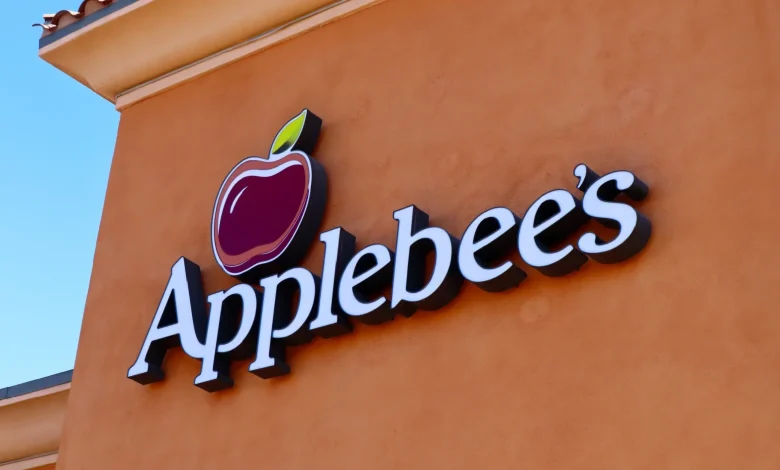 Applebee's wants managers spending more time in the dining room
