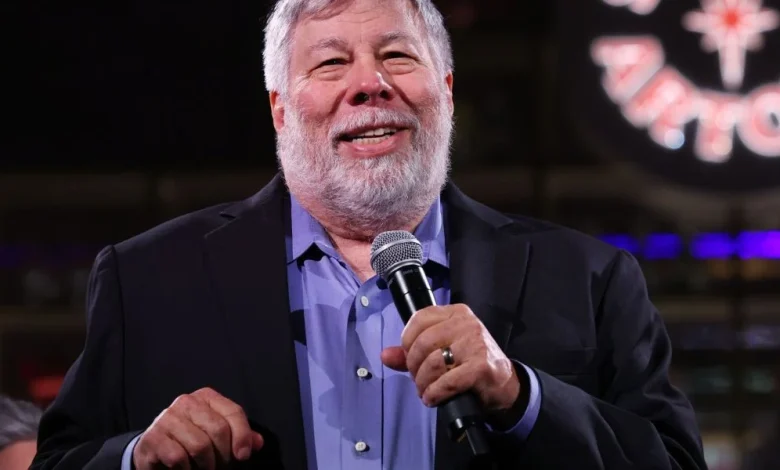 Apple’s Steve Wozniak says he cofounded the tech giant after 5 rejections from HP—not to ‘make money.’ For years, his paycheck was just $50
